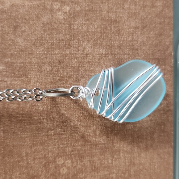 Sea glass wire wrapped necklace, aqua and silver - Picture 2 of 4